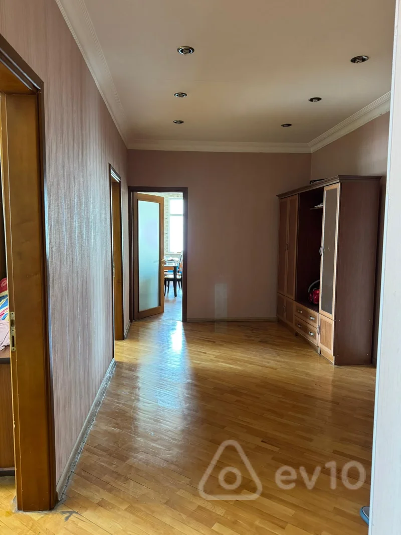 3 otaqlı mənzil, 138 m², Məhəmməd Naxçıvani küçəsi — Mənzil, Bakı (9)