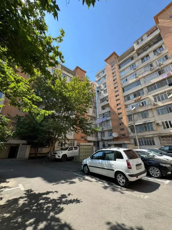 2 otaqlı mənzil Köhnə tikili Satılır, 8-ci mikrorayon, Binəqədi, Bakı — Bakı