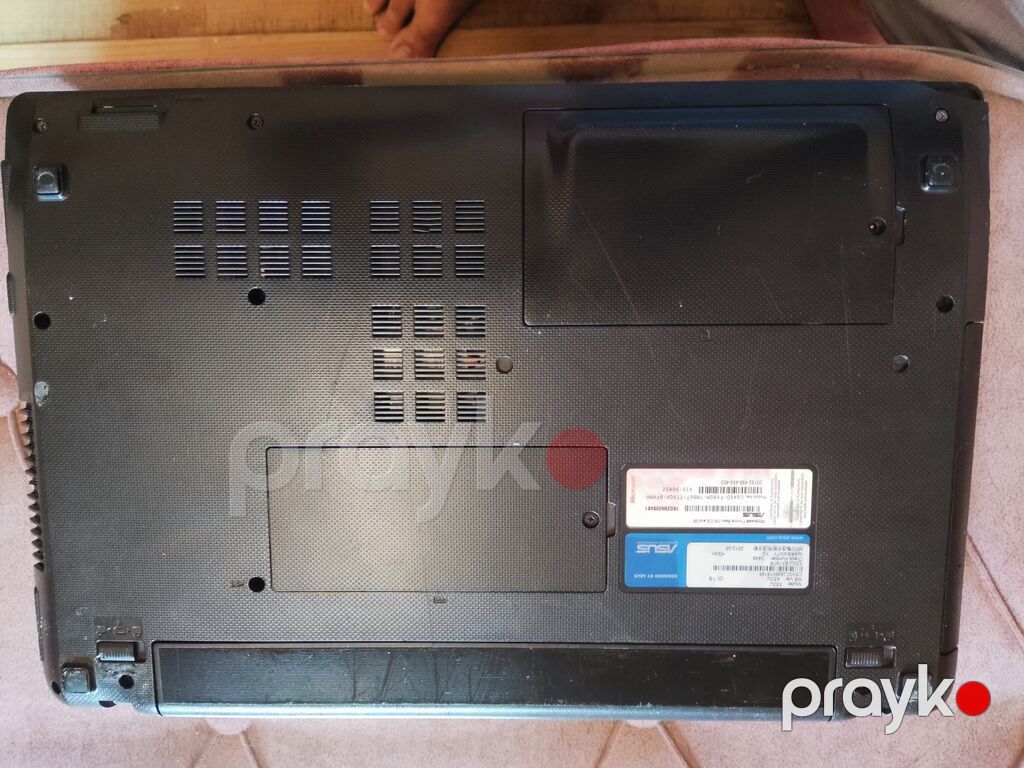Asus noutbuk tek problem zaryatka saxlamir tokda isleyir. Ram 6 gb — Asus, Bakı (4)