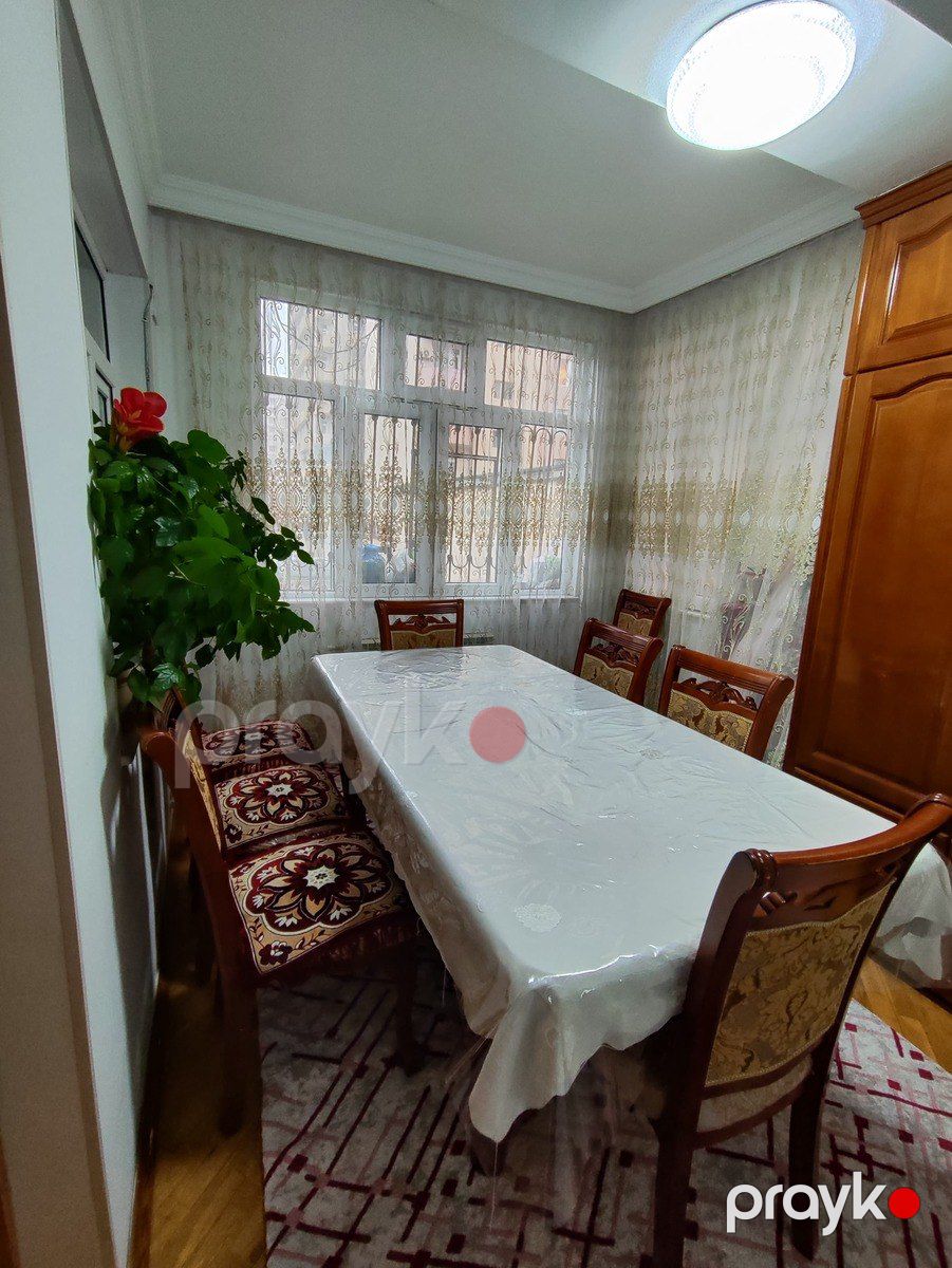 Satılır 4 otaqlı köhnə tikili 105 m² — Mənzil, Bakı (9)
