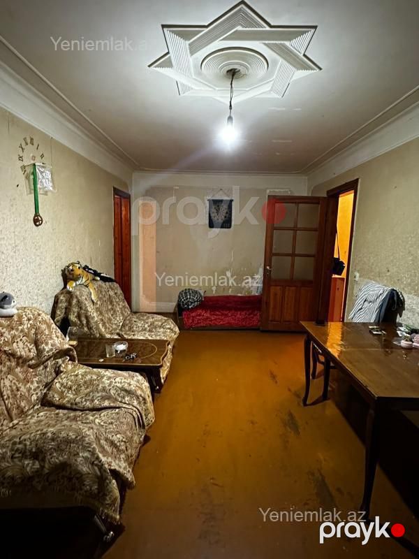 Satılır 2 otaqlı Bina evi menzil (Köhnə tikili), 45 m², 4-cü mikrorayon — Mənzil, Sumqayıt (2)