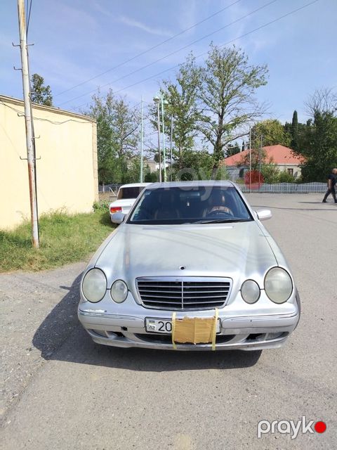 Mercedes E 240, 2.6 L, 2001 il, 350 000 km — Ağstafa