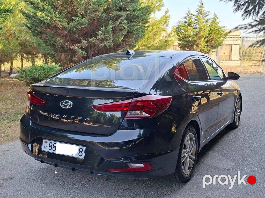 Hyundai Elantra, 2.0 L, 2018 il, 150 000 km — Avtomobillər, Bakı (7)