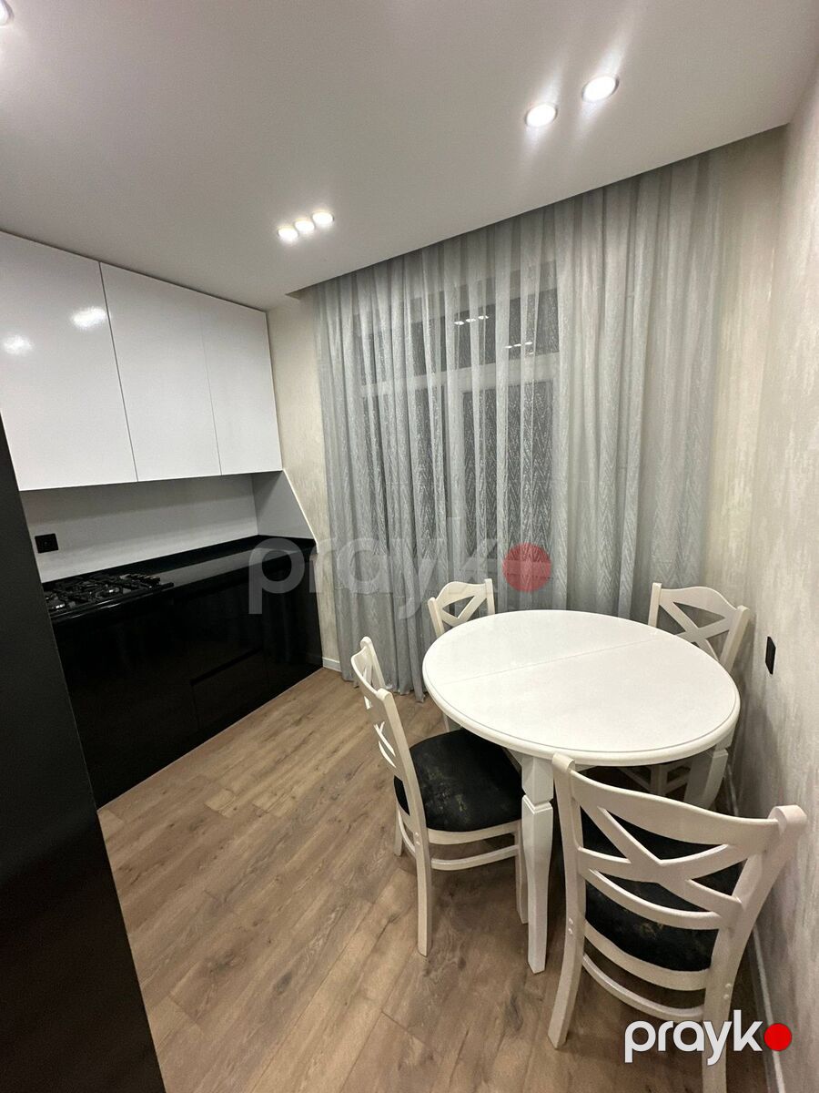 Satılır 2 otaqlı köhnə tikili 65 m² — Mənzil, Bakı (7)