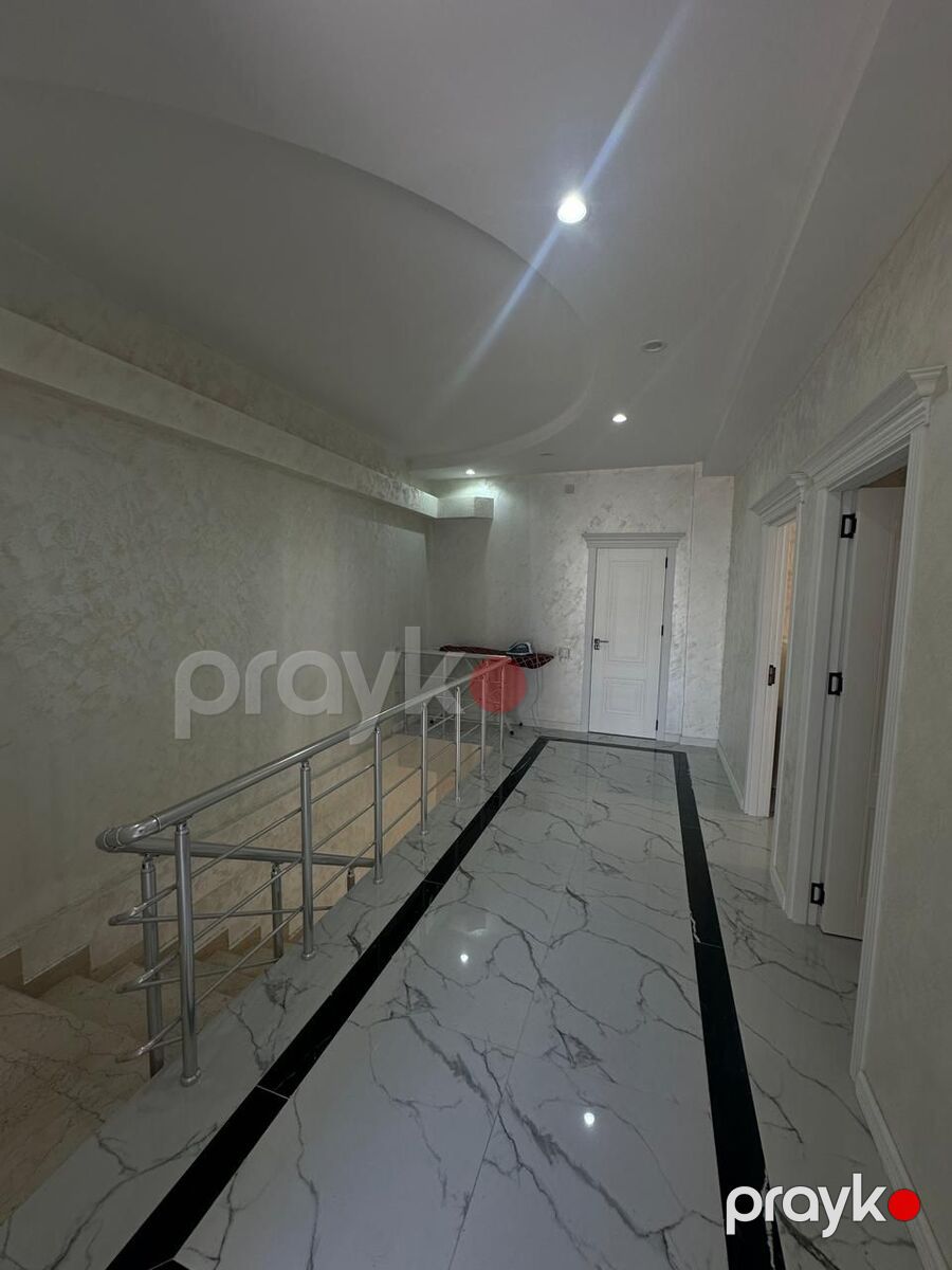 İcarəyə verilir 5 otaqlı yeni tikili 245 m² — Mənzil, Bakı (8)