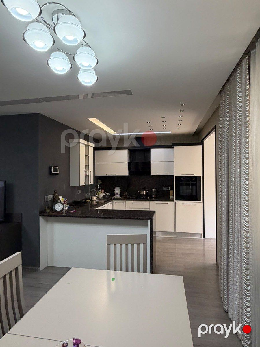 Satılır 3 otaqlı köhnə tikili 90 m² — Mənzil, Bakı (7)