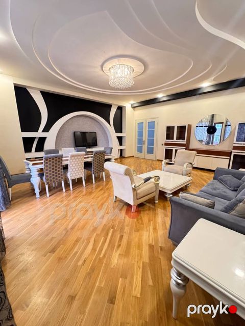 Satılır 3 otaqlı yeni tikili 190 m² — Bakı