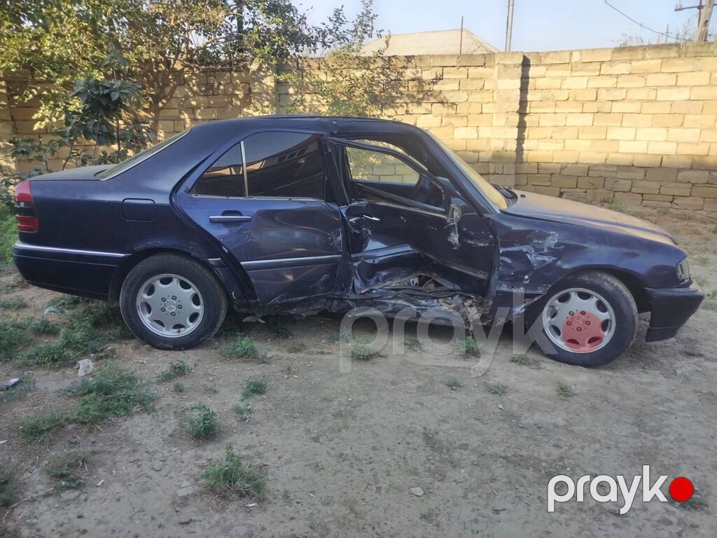 Mercedes-Benz C 200: 2 l 1994 il Sedan — Avtomobillər, Salyan (5)