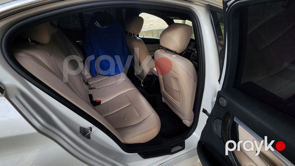 BMW 330, 2.0 L, 2015 il, 181 000 km — Avtomobillər, Gəncə (9)