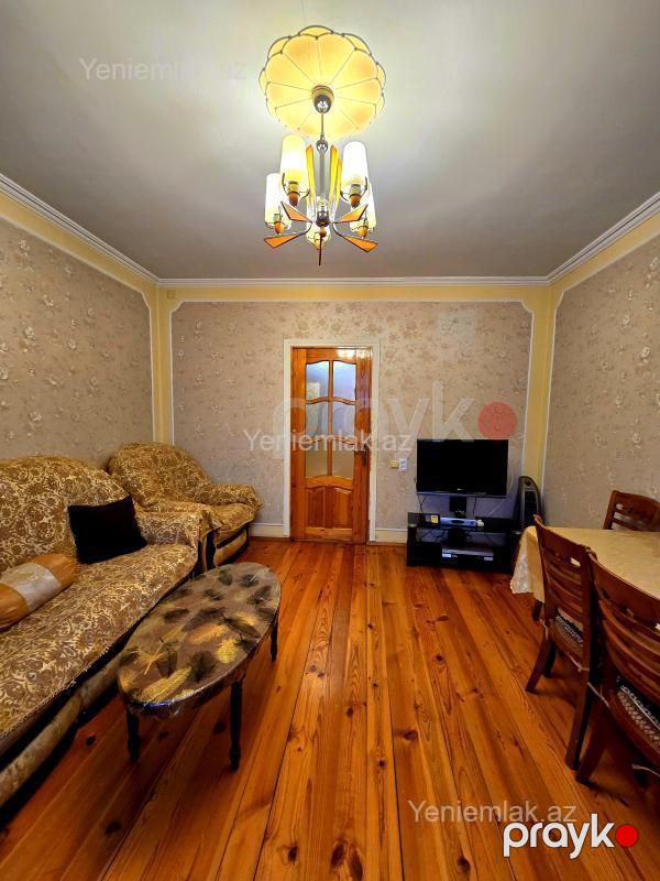 Satılır 4 otaqlı Bina evi menzil (Köhnə tikili), 90 m², Nizami rayonu — Mənzil, Bakı (2)