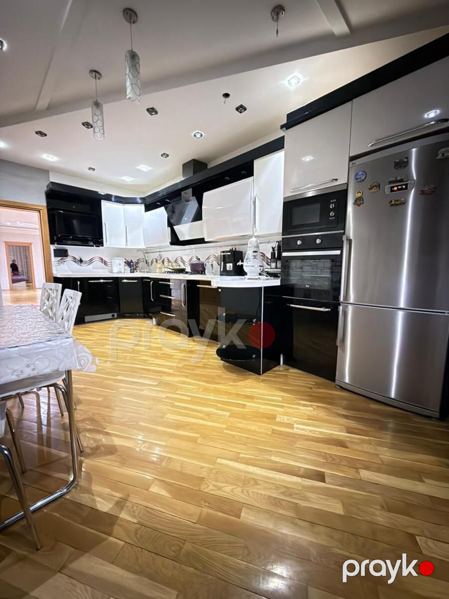 Satılır 4 otaqlı yeni tikili 240 m² — Mənzil, Bakı (6)