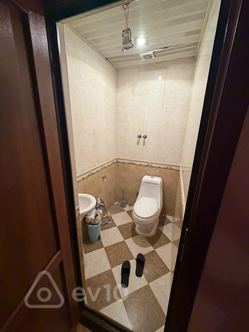 3 otaqlı mənzil, 100 m², S.S Axundov 20c — kirayə — Mənzil, Bakı (8)