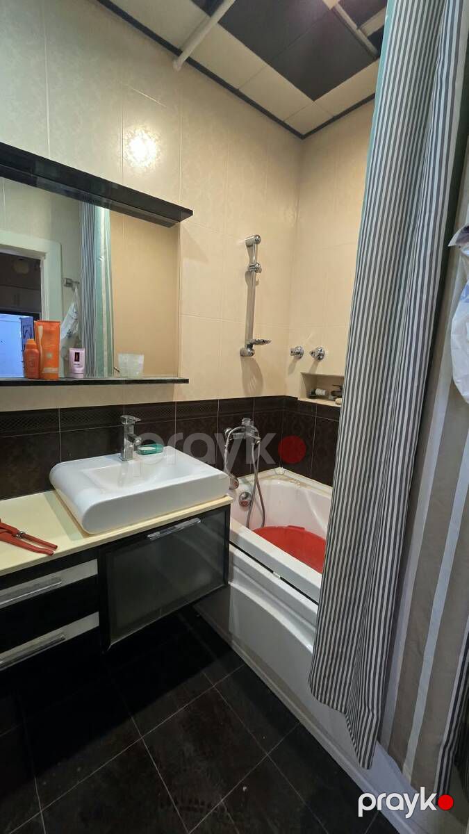 Satılır 2 otaqlı köhnə tikili 65 m² — Mənzil, Bakı (12)