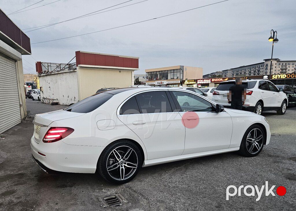 Mercedes E 220 d, 2.0 L, 2016 il, 240 000 km — Avtomobillər, Bakı (12)