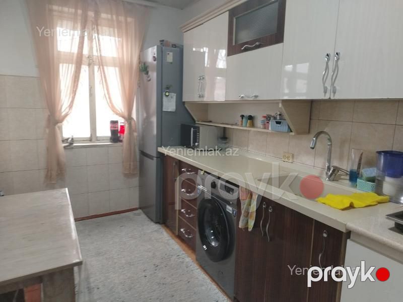 Satılır 4 otaqlı Bina evi menzil (Köhnə tikili), 84 m², 9-cu mikrorayon — Mənzil, Sumqayıt (4)