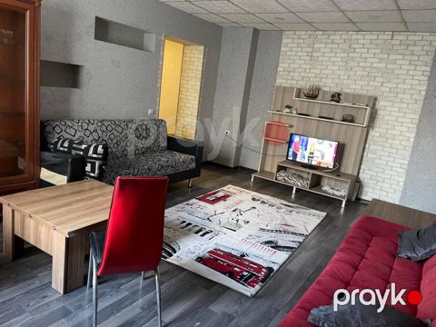 7-otaqlı mənzil kirayə verilir, Xətai r., 150 m² — Bakı
