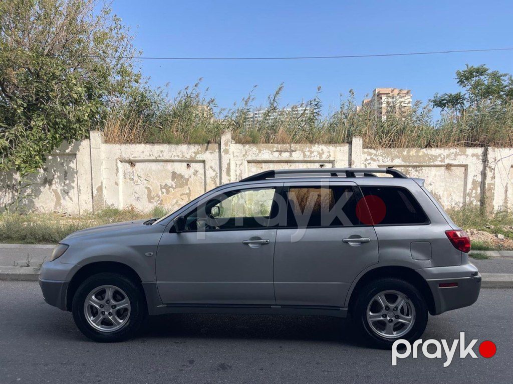 Mitsubishi Outlander, 2.4 L, 2002 il, 250 000 km — Avtomobillər, Bakı (5)