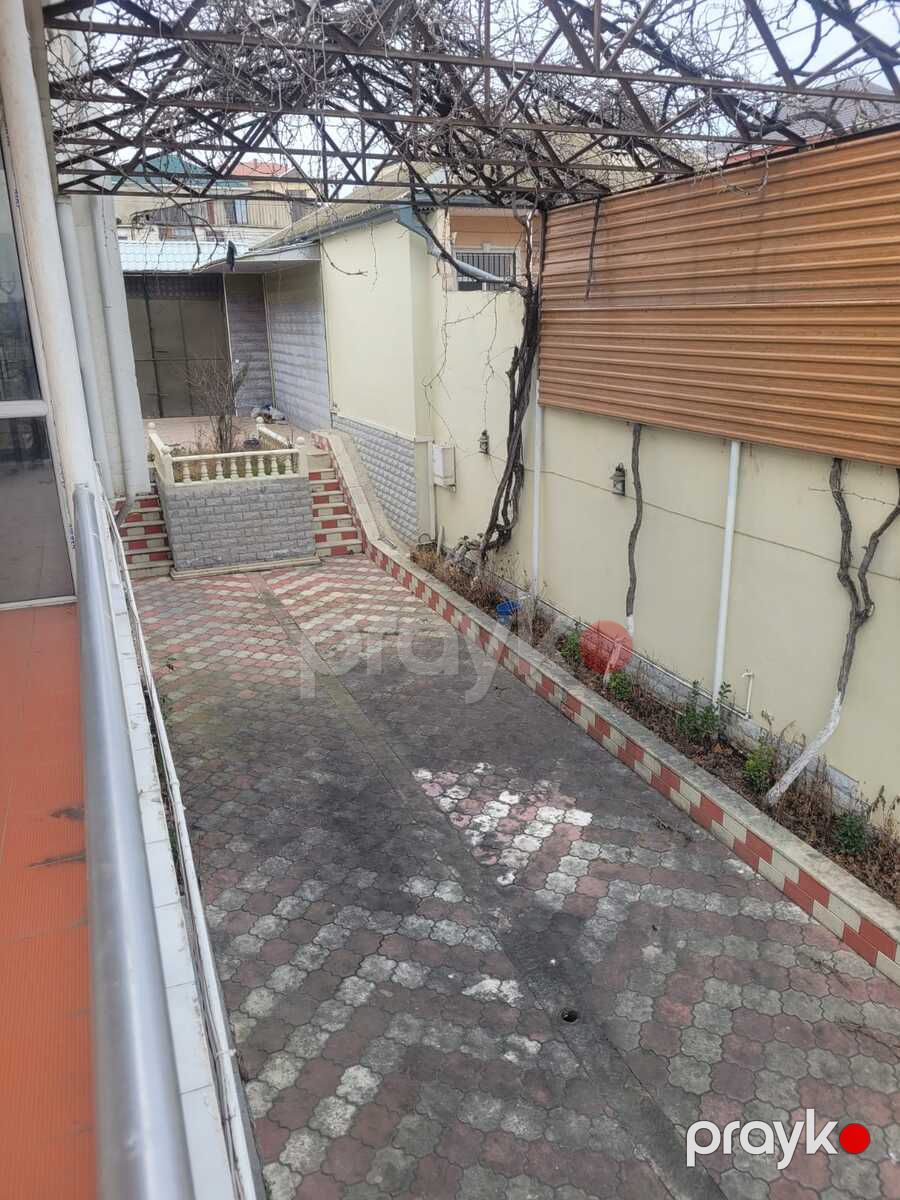 Satılır 12 otaqlı həyət evi/bağ evi 500 m² — Ev, villa, Bakı (8)