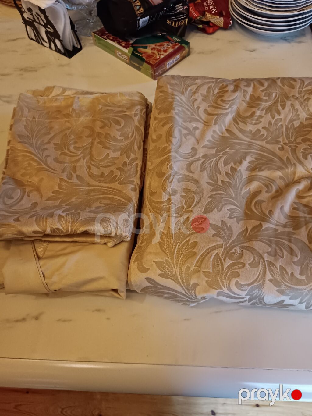 Luxury “L” brend yataq dəsti - Material: Yüksək keyfiyyətli satən — Döşəmə dəsti, Masazır (2)