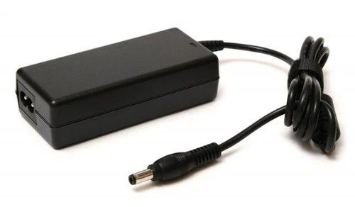 Toshiba 19V 2.37A (5.5x2.5) adapteri — Bakı