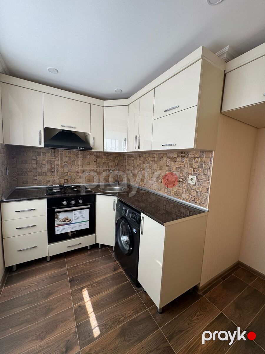 Satılır 3 otaqlı köhnə tikili 60 m² — Mənzil, Bakı (4)