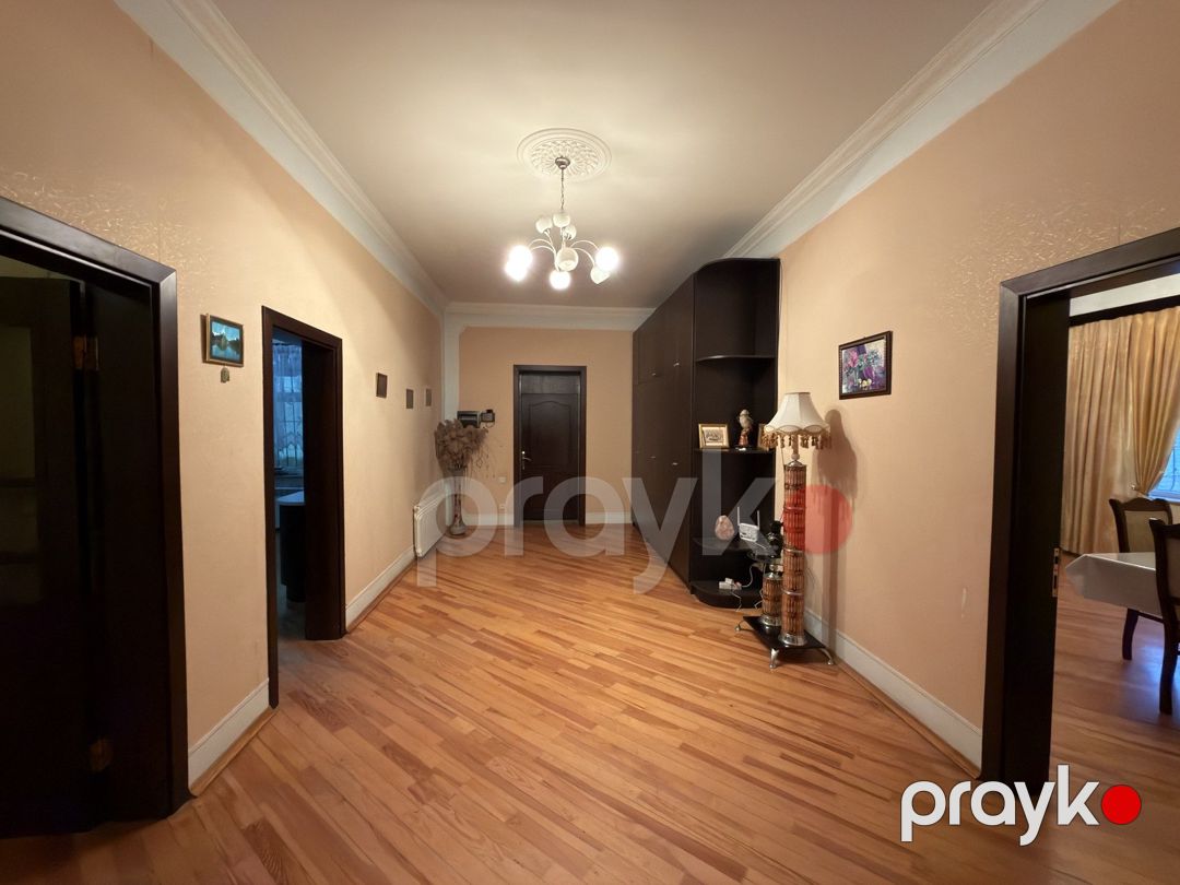 Satılır 8 otaqlı həyət evi/bağ evi 240 m² — Ev, villa, Bakı (4)