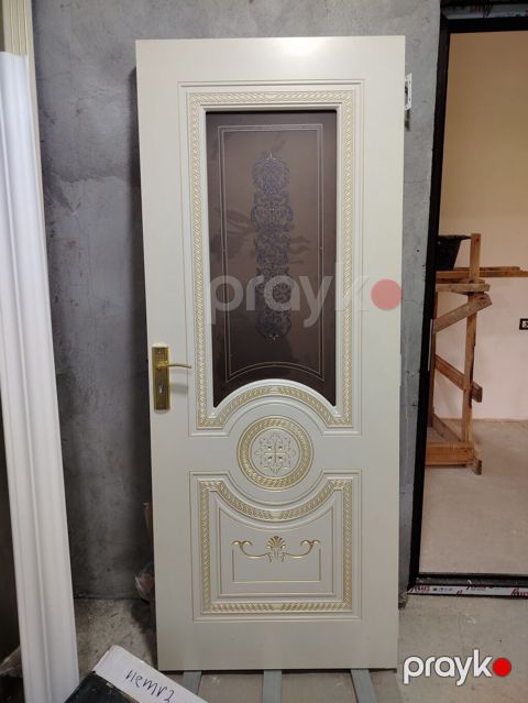 Klassik dizaynlı otaq qapısı - Material: MDF əsaslı, üzəri dekorativ — Gəncə
