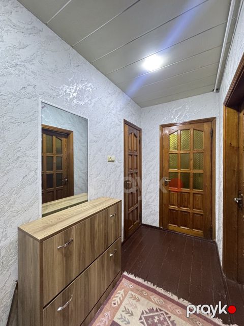 Satılır 2 otaqlı köhnə tikili 55 m² — Bakı