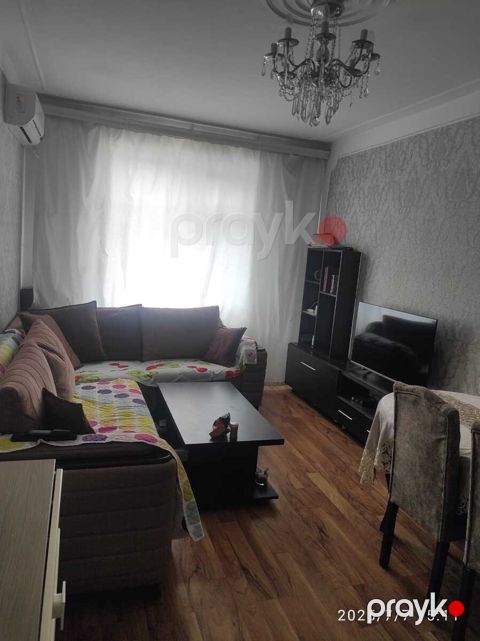 Satılır 3 otaqlı köhnə tikili 50 m² — Bakı