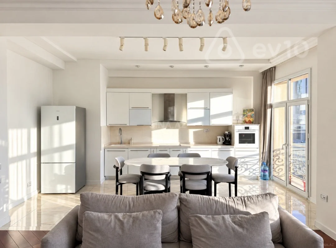 4 otaqlı mənzil, 141 m², Bakı, Xəqani Rüstəmov küçəsi — Mənzil, Bakı (7)