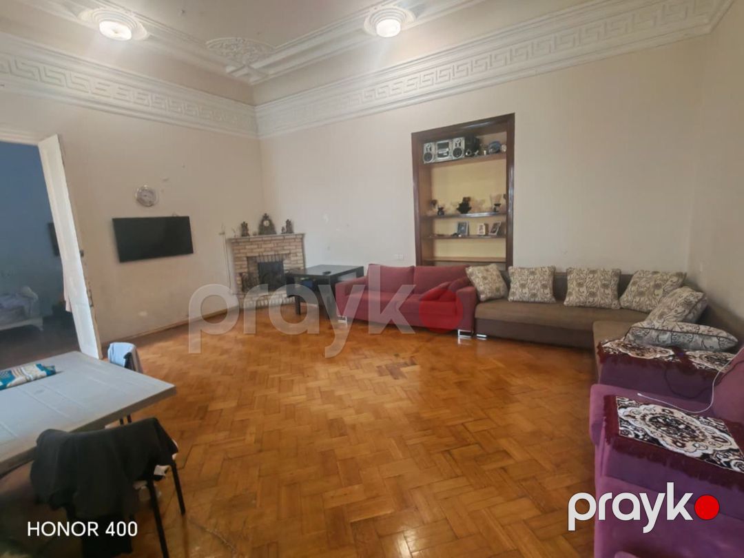 Satılır 2 otaqlı köhnə tikili 110 m² — Mənzil, Bakı (2)