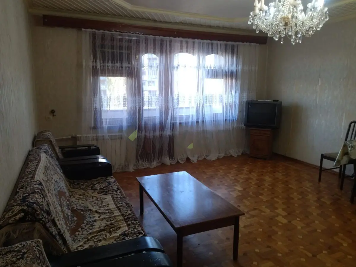3 otaqlı mənzil Köhnə tikili Kirayə, 1-ci mikrorayon, Nəsimi, Bakı — Mənzil, Bakı (3)