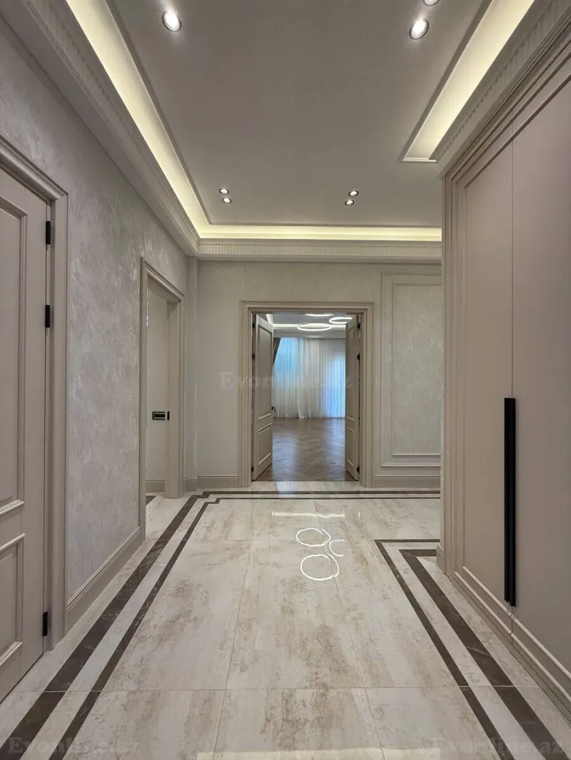 Satılır 4 otaqlı Mənzil Yeni tikili 185 m² Bakı, Yasamal r., Elmlər Akademiyası m — Mənzil, Bakı (3)