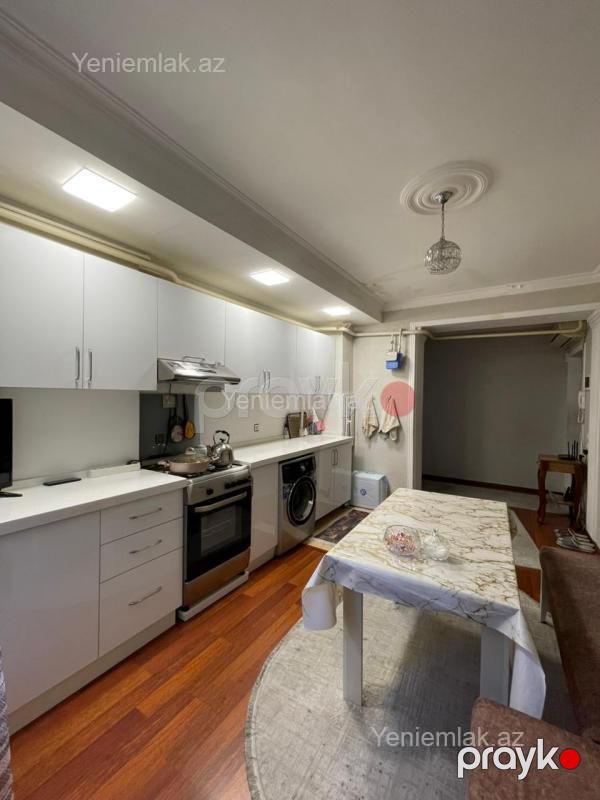 Satılır 4 otaqlı Bina evi menzil (Köhnə tikili), 120 m², Binəqədi rayonu — Mənzil, Bakı (11)