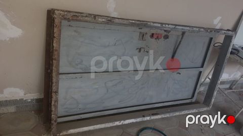 Demir qapi 192/100sm 80azn Pasolka kirov 8629 leli — Bakı