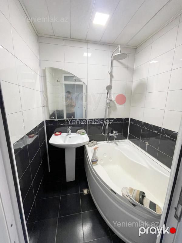 Satılır 3 otaqlı Bina evi menzil (Köhnə tikili), 80 m², 17-ci mikrorayon — Mənzil, Sumqayıt (6)