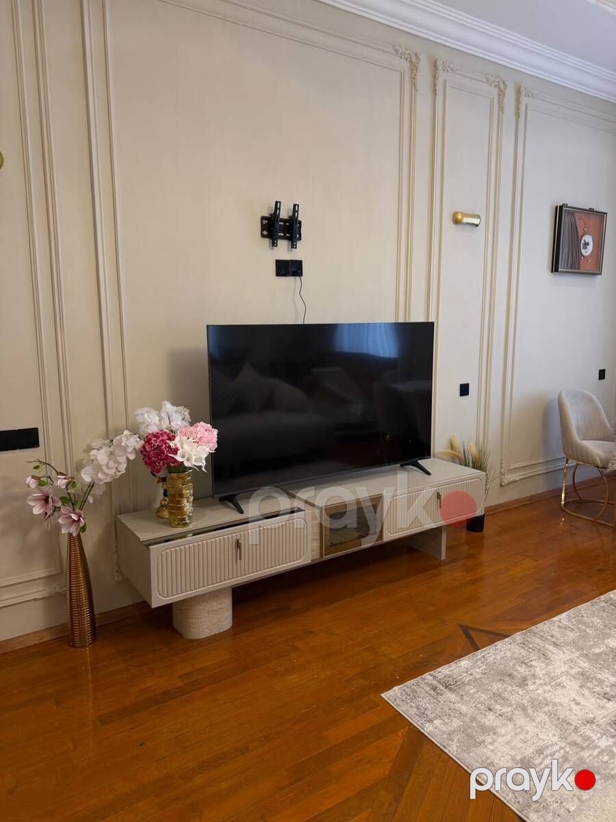 İcarəyə verilir 3 otaqlı köhnə tikili 140 m² — Mənzil, Bakı (7)