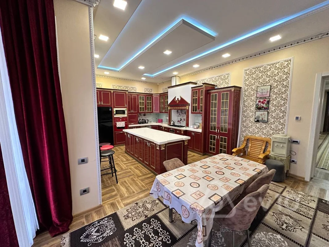8 otaqlı həyət evi, 700 m², Novxanı — Ev, villa, Bakı (10)