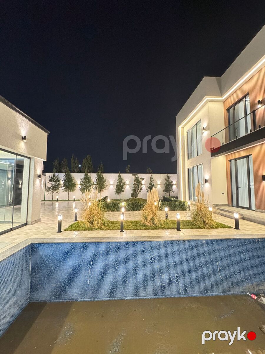 Satılır 4 otaqlı həyət evi/bağ evi 2100 m² — Ev, villa, Bakı (12)