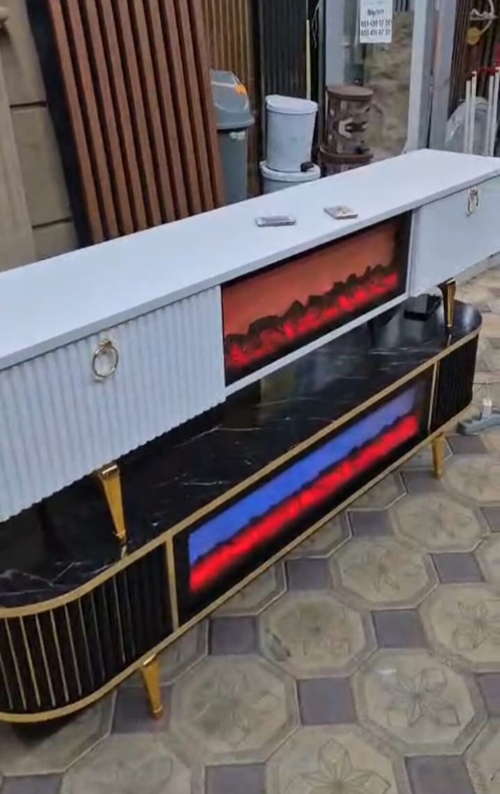 Yeni, Düz TV altlığı — Televizor altlıqları və standlar, Saray (2)