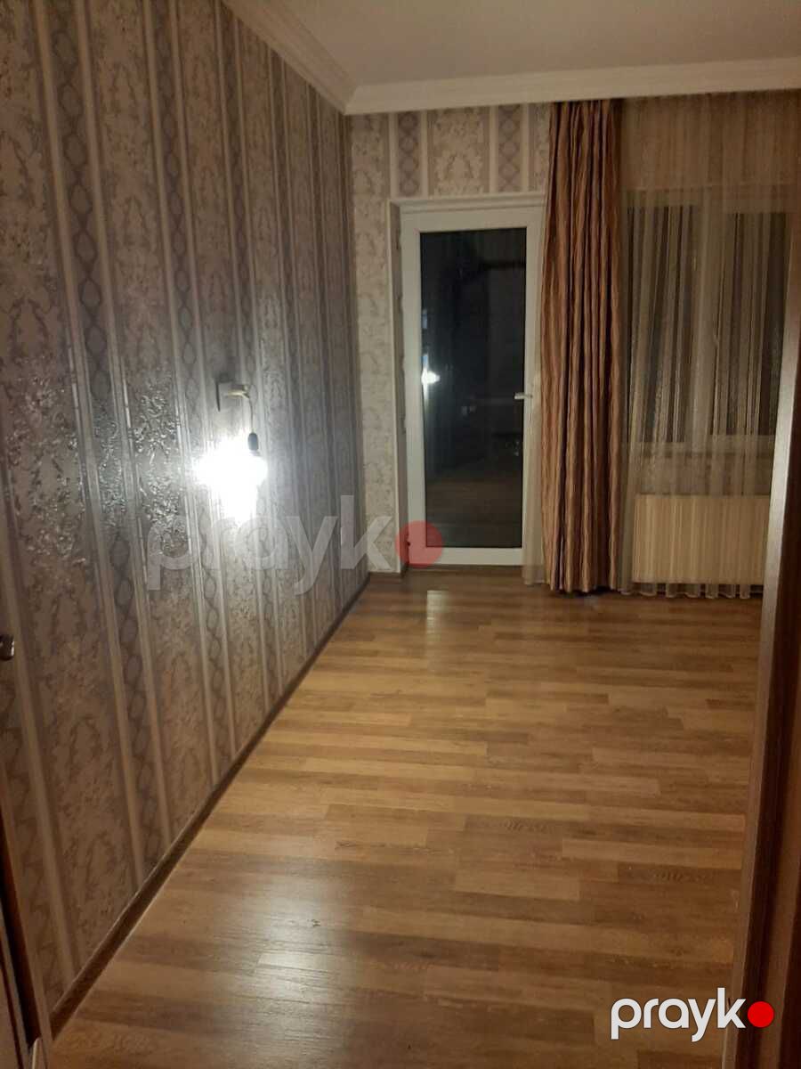 Satılır 4 otaqlı köhnə tikili 100 m² — Mənzil, Bakı (12)