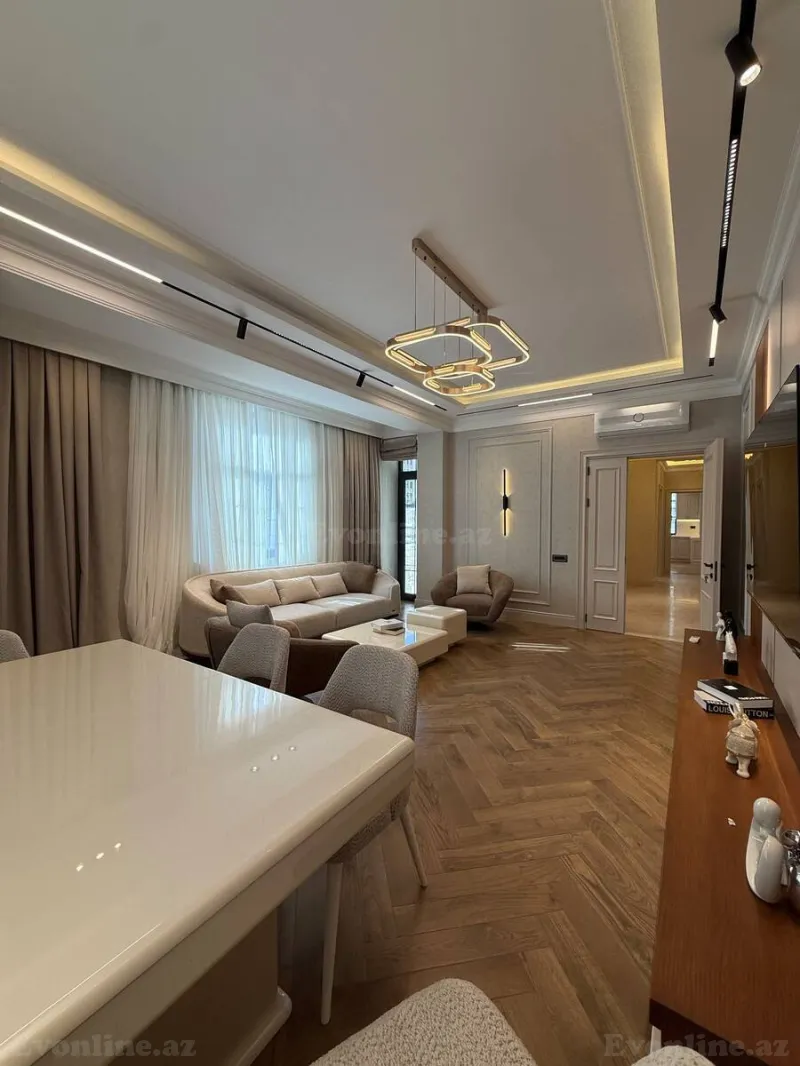Satılır 4 otaqlı Mənzil Yeni tikili 165 m² Bakı, Yasamal r., Elmlər Akademiyası m — Mənzil, Bakı (2)