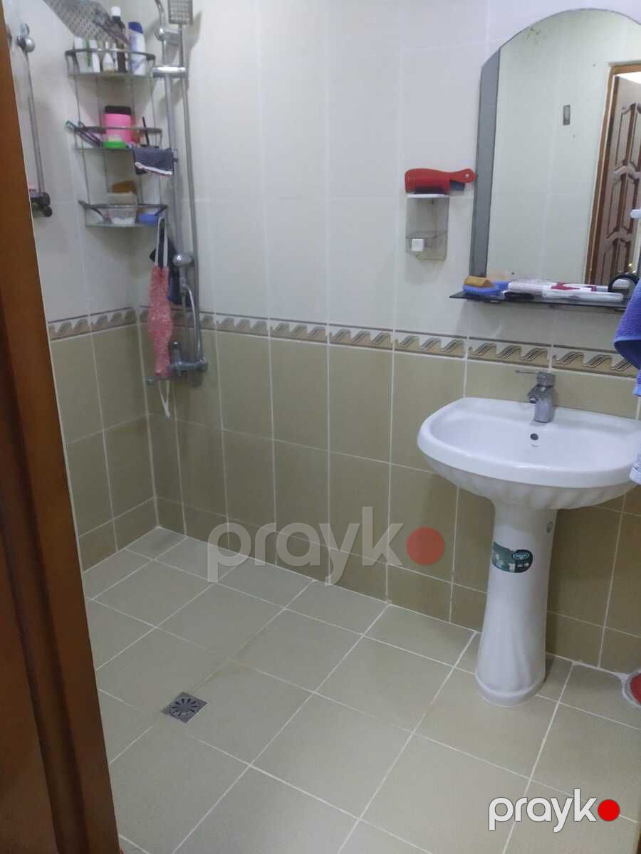 Satılır 4 otaqlı köhnə tikili 100 m² — Mənzil, Bakı (10)