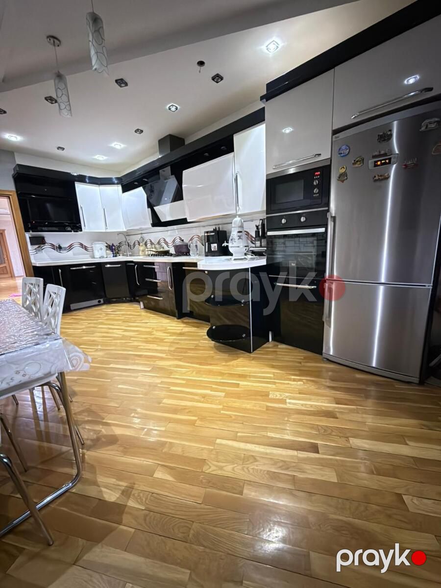 Satılır 4 otaqlı yeni tikili 240 m² — Mənzil, Bakı (4)