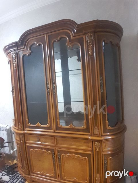 Klassik üslubda iri vitrin-bufet - Material: təbii ağacdan — Digah