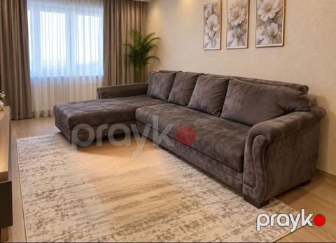Divan satilir. Acilir baza var. Olcu 2.90 x 190. Unvan Mehdiabad — Bakı