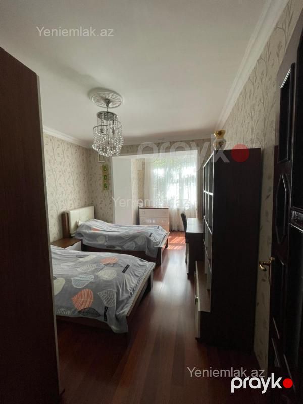 Satılır 4 otaqlı Bina evi menzil (Köhnə tikili), 120 m², Binəqədi rayonu — Mənzil, Bakı (9)