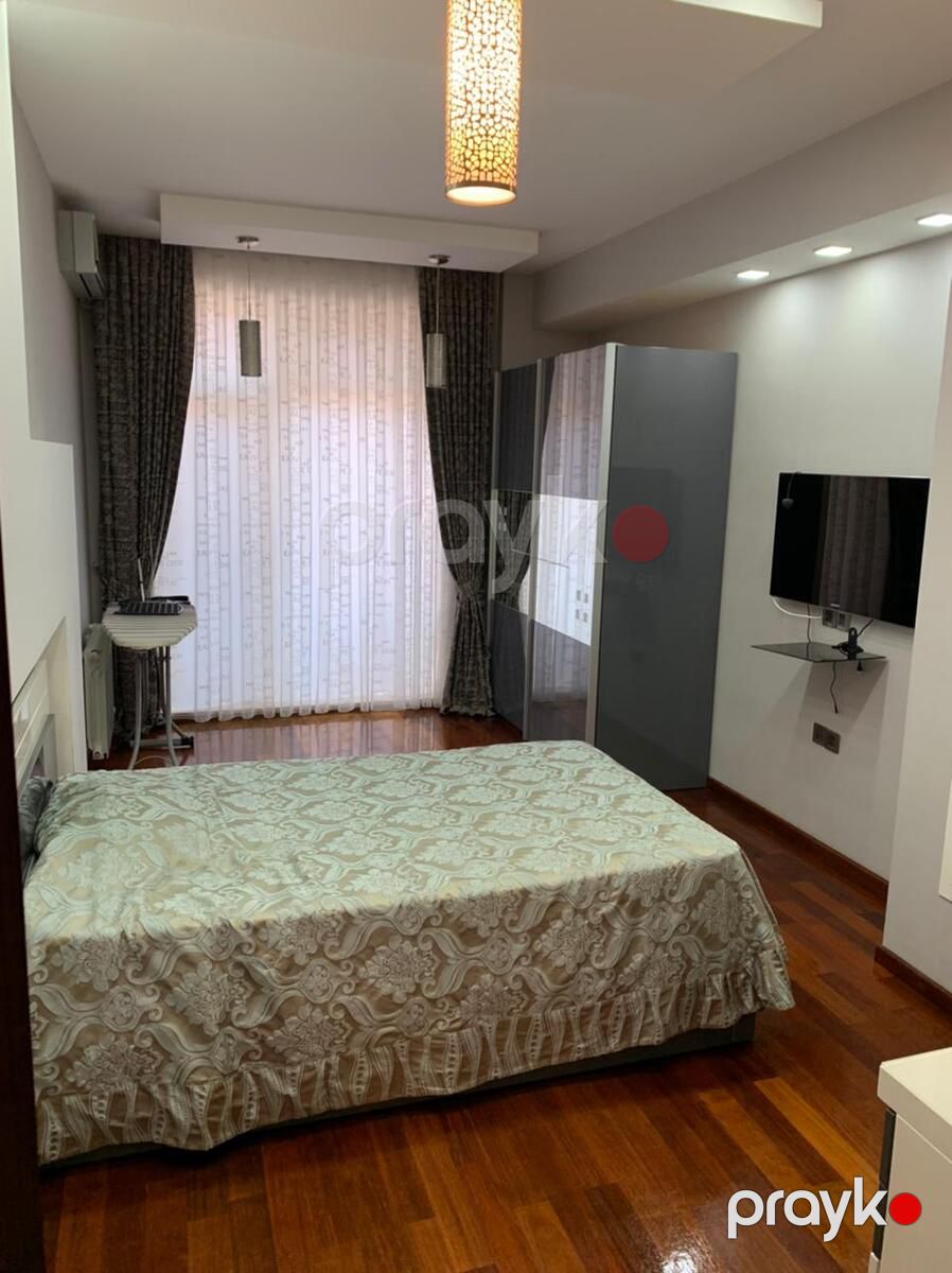 Satılır 4 otaqlı yeni tikili 225 m² — Mənzil, Bakı (7)