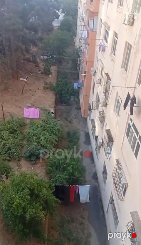 Suraxanı rayonu Günəşli qəsəbəsində AB massivində 4/9 mərtəbəsində 2 — Bakı