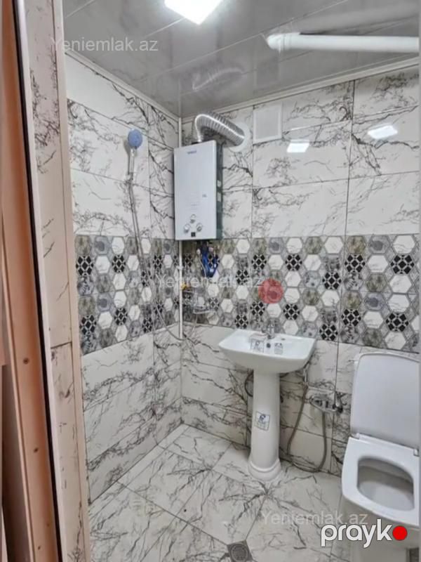 Satılır 2 otaqlı Bina evi menzil (Köhnə tikili), 48 m², 1-ci mikrorayon — Mənzil, Sumqayıt (6)